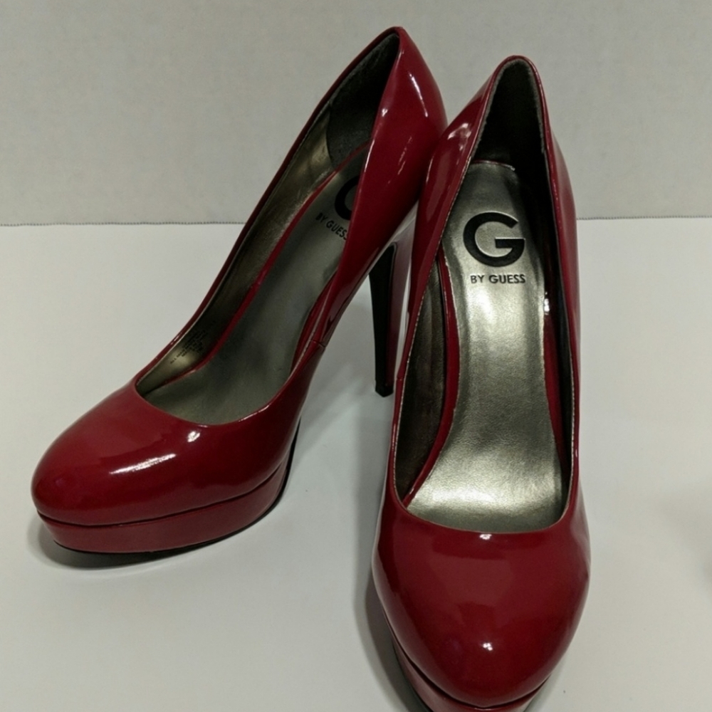 Guess GGVERNA